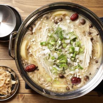 濃厚白湯スープのタッカンマリ食べ放題4,400円 2時間制(LO:90分後)