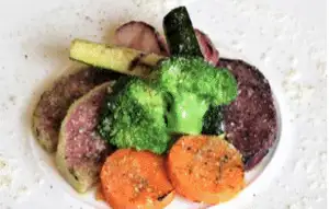 Seasonal warm vegetable sauté "Cacio e Pepe"