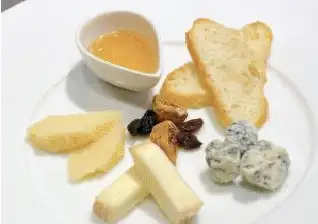 本日のチーズ 3種の盛り合わせ