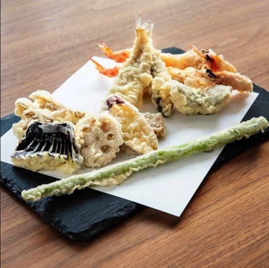 "Tempura Bar" where you can casually enjoy authentic tempura full of ideas!