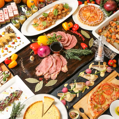 [Sky Lunch Buffet] All-you-can-eat with over 30 types of food including roast beef (Saturdays, Sundays and holidays only)