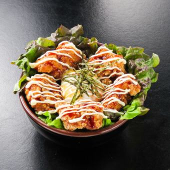 半熟卵の唐揚げ丼