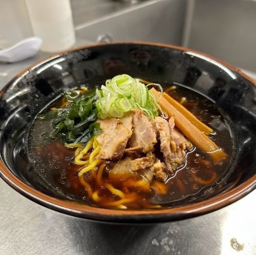 旭川醤油ラーメン