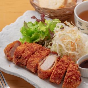 Special loin cutlet set (Hyuga Osatsu pork)