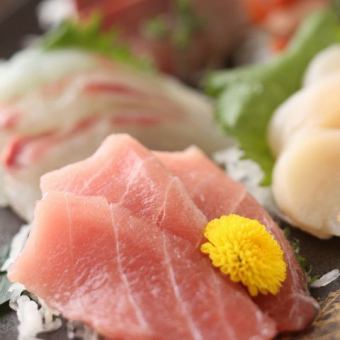 Fresh fish delivered directly in the morning ☆ Today's 3-item platter