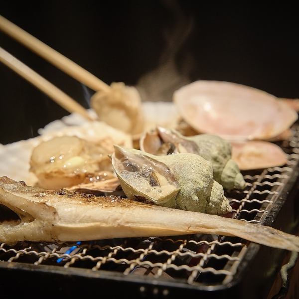 【オホーツクの味覚をぜひ当店で！】海鮮炉端焼き「網走産活ほたてのバター焼き」450円（税込）より各種
