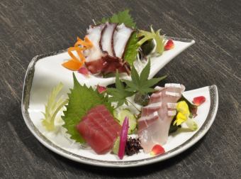 お造り三種盛り合わせ