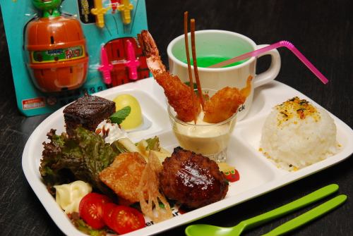 キッズプレート(おもちゃ付)