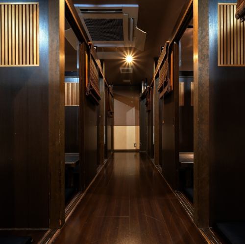 ジャズが流れる店内