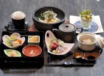 ミニ会席コース2970円(税込)【飲み放題付：90分+1700円(税込)、120分+2200円(税込)】