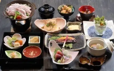 会席「雅」デザート付コース4500円(税込)【飲み放題付：90分+1700円(税込),120分+2200円(税込)】