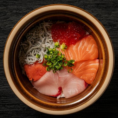海鮮土鍋ご飯