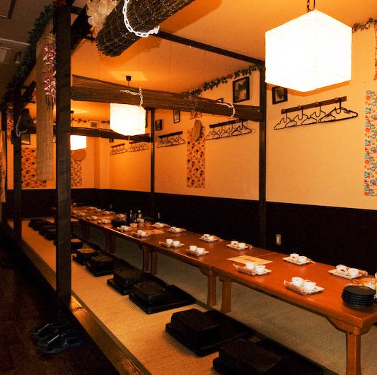 A tatami room that can be used by up to 2 to 30 people !! Banquets and drinking parties are welcome!