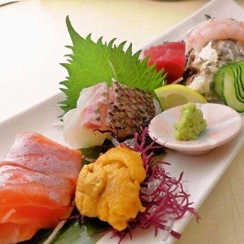Uses oysters, conger eels, sashimi and other ingredients that the owner is particular about!