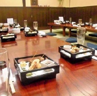 ●A private tatami room that can accommodate up to 30 people! Let's all have a blast with our banquet course with all-you-can-drink!