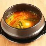 標別薩福克羊骨湯（辣）