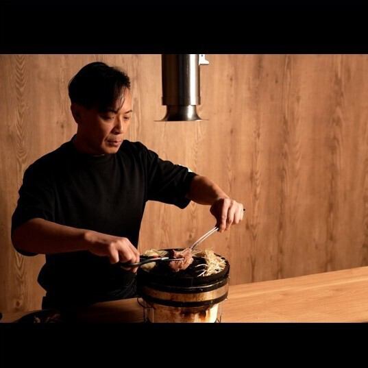 極上の士別サフォークは鮮度を最大限に活かす為に、全て手切りで丁寧に処理しております。