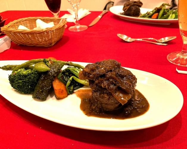[Special Day☆] Main course starts with veal fillet and duck! 6-course “Chef’s Recommended Course”