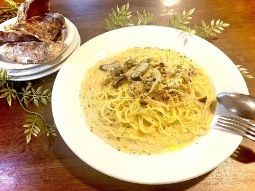 牡蠣とキノコパスタ(トマトorクリーム)