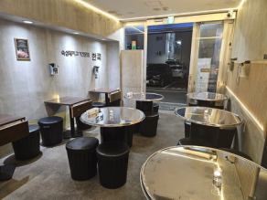 総席数28席！貸し切りしやすいサイズ感の店内です♪まずは気軽にお問い合わせください☆