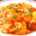 4.川エビの辛味揚げ