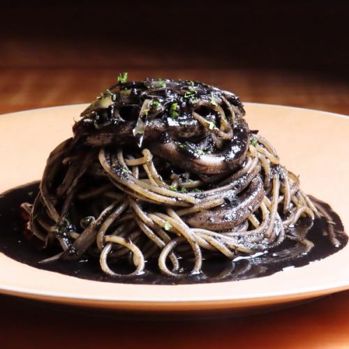 石川県産ヤリイカ　漆黒のイカスミ