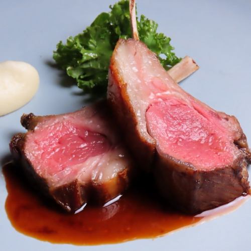 ニュージーランド産　仔羊のロースト　赤ワインソース