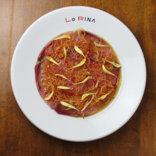 寒ブリのカルパッチョ　ネギとベルガモット