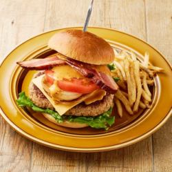 アボカドベーコンチーズバーガー