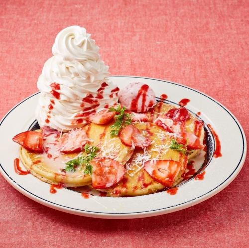 練乳ストロベリーパンケーキ