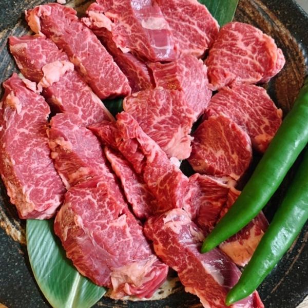 当店自慢の旨みたっぷりでやわらかい『国産ハラミ厚切り』！破格のお値段にてご提供します☆