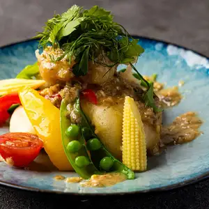 今が旬！鱧のベニエと夏野菜
