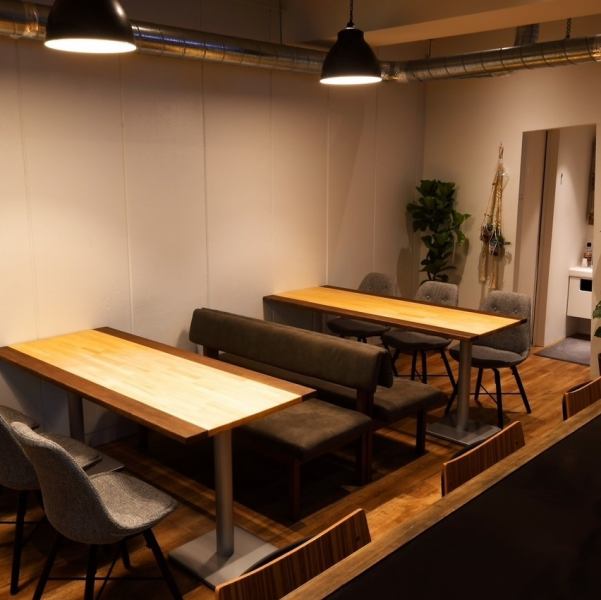 愛知県豊田市駅から歩いてすぐの木材を基調としたオシャレな外観のお店。アクセスが便利で仕事終わりやデート、会食のシーンまで、あらゆるシーンでご利用しやすい空間となっております。「大切な記念日やお誕生日のお祝いに」「会食の席に」おまかせください！店主自慢の心のこもったお料理でしっかりとおもてなしします。