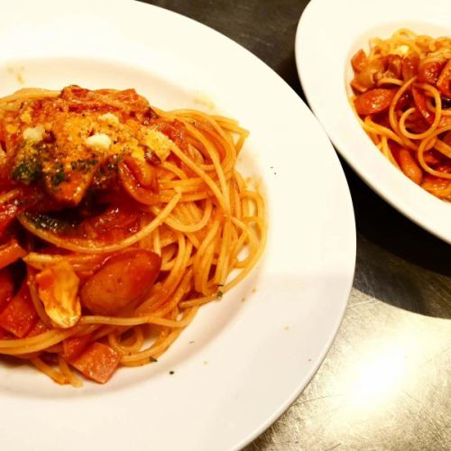 Starting this week's lunch, we'll be serving our "Special Neapolitan" for the first time in a while 🎉
It costs 1,200 yen and includes a salad and drink.

#Yokohama #Totsuka #Odoriba #Italian #Pizza #Napolitan #NeapolitanPizza #Pasta #Lunch #Dinner #Dessert #Dolce #Reservation #pizza #pasta #Neapolitan

pizzeria&trattoria fortuna
Pizzeria & Trattoria
Fortuna
Closed: Tuesdays and Wednesdays

Lunch 11:30-15:00 (L.O. 14:00)
Last entry 14:00
Dinner 18:00-22:00 (L.O. 21:00)
Last entry 21:00

TEL:045-567-8448