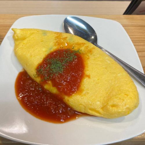 やきとん葵屋です♪

人気のニラ玉オムレツは、自家製トマトソースを
乗せています🍅

見た目だけじゃなくお味も絶品オムレツ😆

混雑時は、少しお時間いただくメニューですが
一度食べて見て下さいね✨

#やきとん小田原
#やきとん中里
#ホルモン刺し小田原
#肉刺し小田原
#やきとん鴨宮
#やきとり鴨宮
#キンミヤ焼酎
#シャリキン認定店小田原
#やきとん酒場
#小田原グルメ
#やきとん葵屋
#自家製オムレツ
#やきとんやの絶品オムレツ
#ニラ玉オムレツ