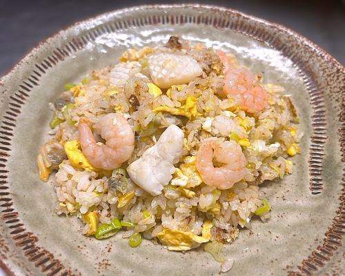 海鮮チャーハン
