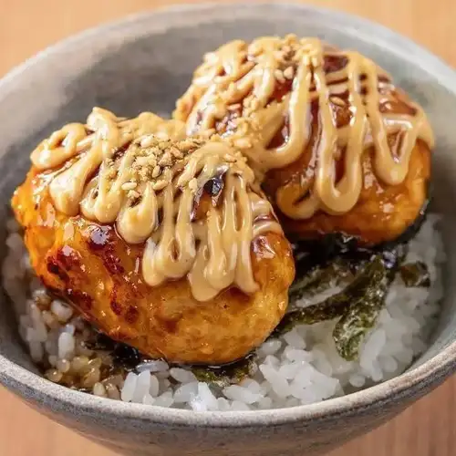 토종닭 쓰쿠네 덮밥