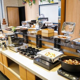 December Saturdays, Sundays, and Holidays Only [Short Brunch] Urban Resort Brunch Enjoying a Hotel Buffet