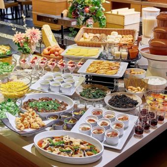 web割【120分制】牛ステーキ食べ放題付きビュッフェ+100種アルコール飲み放題