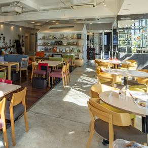 We have seven tables available for 2 to 4 people.