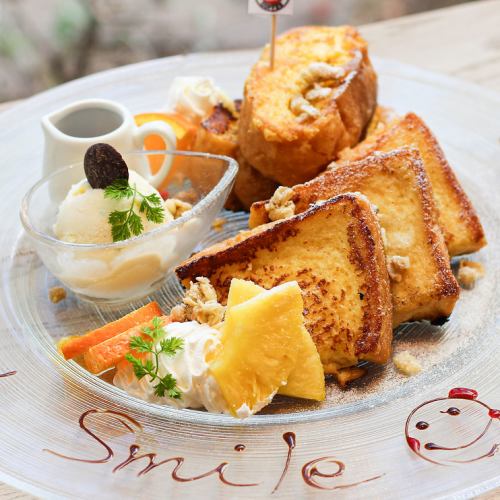 Ie Cafe Special French Toast