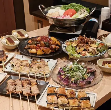 【含2小時暢飲】精選雞肉、三雞盛宴 - 共11道菜 - 5500日圓（含稅）