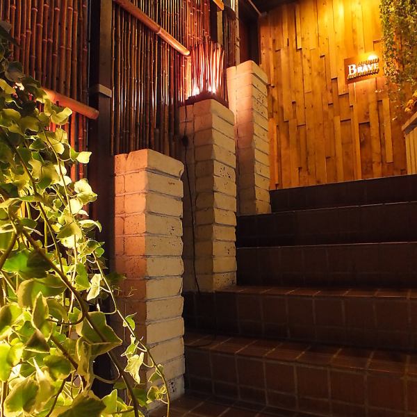 ゆったりと落ち着いた雰囲気の楽しめる大人の隠れ家☆手間隙かけた美味しい料理を楽しむことができます。