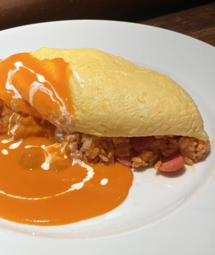 【絶品】濃厚クリームソースのオムライス