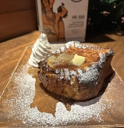女孩們的夜晚外出活動沒有限制