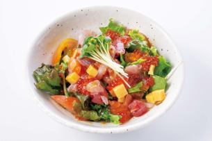 海鮮ちらしサラダ