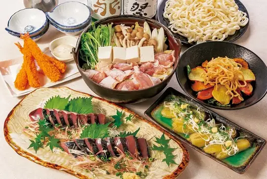 【~11/15까지】오야마 닭 스키 냄비와 가다랭이의 짚구이 코스 3,990엔 ※쿠폰 이용으로 느긋하게 2.5h 음방 첨부