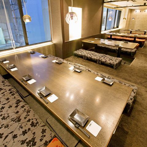 [Completely equipped with private rooms] Please leave the banquet to "Rakuzo Utage Yaesu store" ☆ Please spend a relaxing and enjoyable time in the relaxing private room.We also have private rooms that are perfect for small and medium-sized meals, so you can use it with your family, have a drinking party with your friends, or have a small banquet.You can use it in various scenes, so please feel free to use it ♪