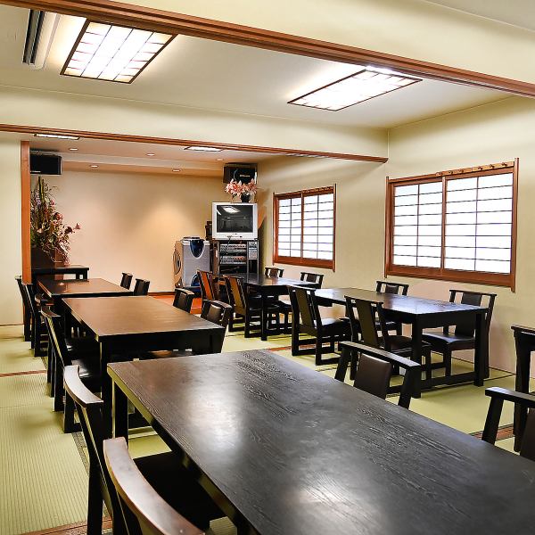 [Spacious tatami room] There are 4 private tatami rooms on the 2nd floor that can accommodate up to 10 people.Since it can accommodate up to 40 people, it can also be used for gatherings of relatives such as ceremonies and legal affairs.Please enjoy our specialty food and sake to your heart's content in a spacious space.