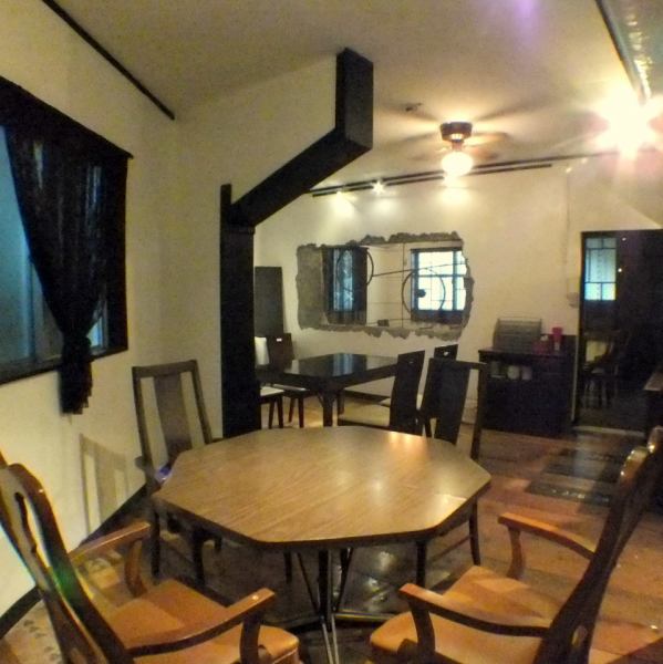 【Urasoe City Harbor ☆ Hideout for Adults Living in Residential Area】 At home space filled with cleanliness that refurbished foreign residence has expanded.Please enjoy with various private scenes such as couple use, date use, birthday etc. ☆